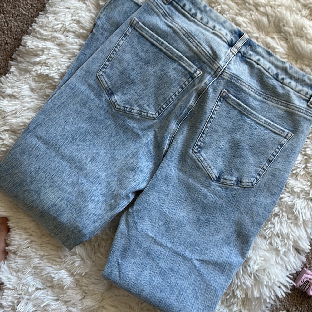 Jeans - Picture 9 of 9